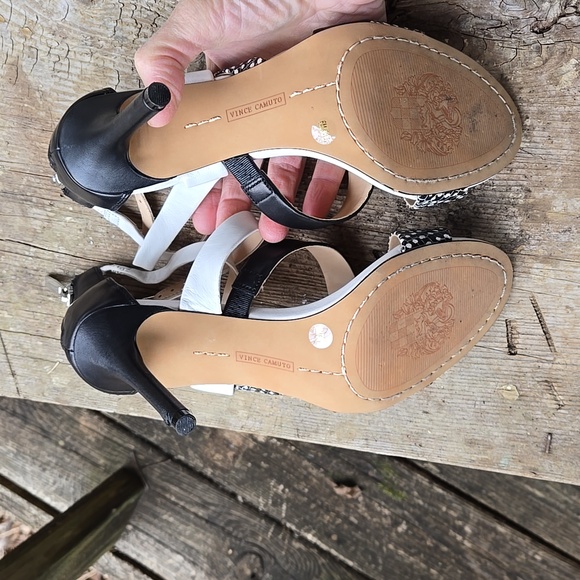 Vince Camuto. Black and White Strappy Heels. Size 6M. Excellent Condition. - Picture 14 of 16
